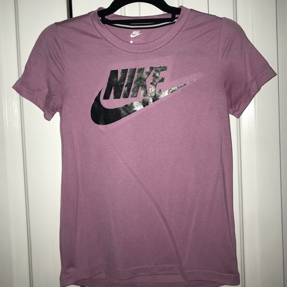 Nike Short Sleeve